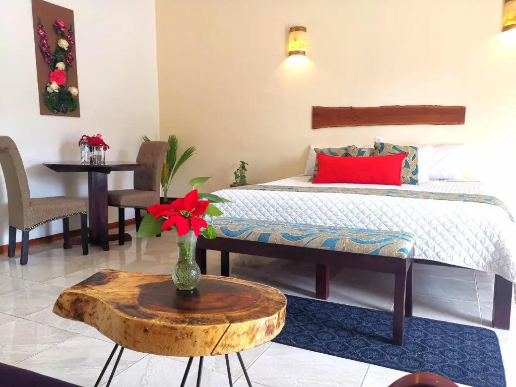 Mayan Majesty Boutique Hotel
