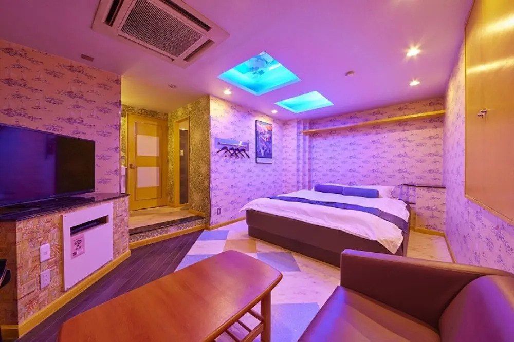Nagano Coco Club - Adults Only