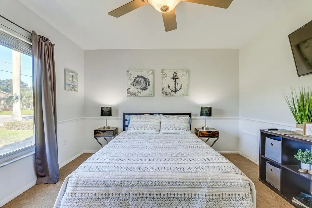 Pet-friendly Home w/ Heated Pool in Bradenton