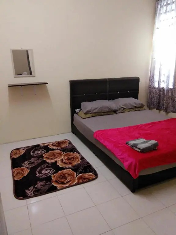 R-Fa Homestay