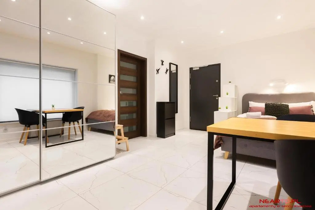 Apartment nearto Old Town Halicka street