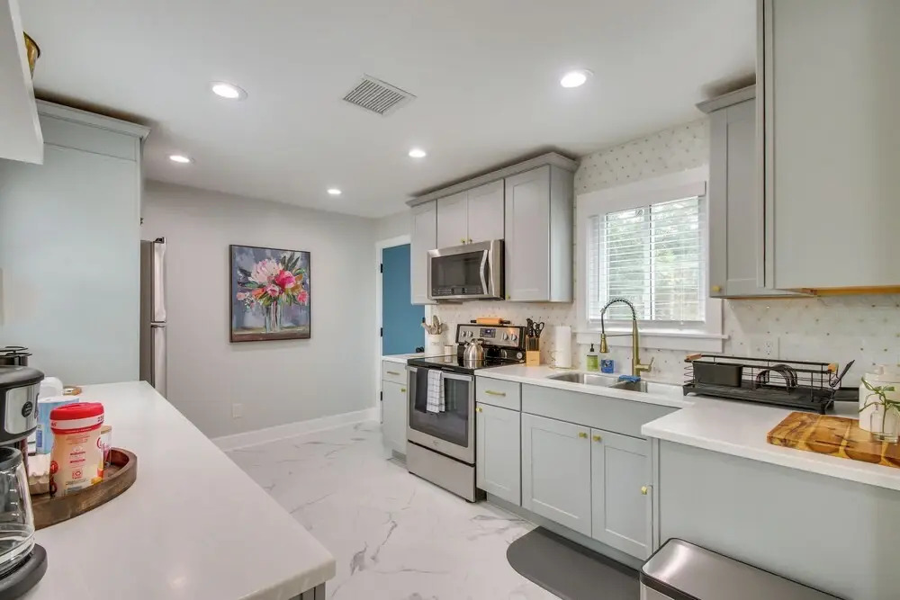 1 Mi to OKC Fair Park: Family-friendly Apt!