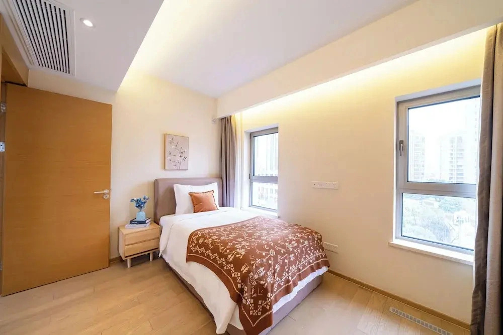 Tyms Gubei 3BR Family Apt at Mingdu City