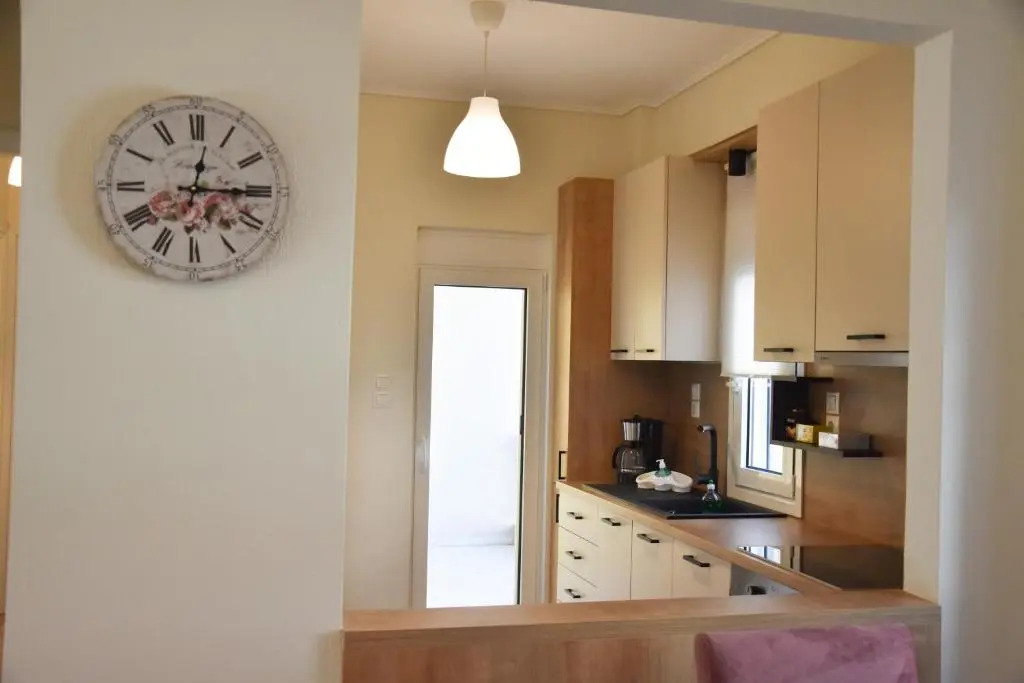 Comfy Central Apartment