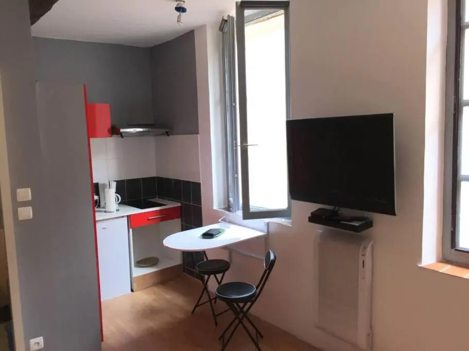 Jolie studio dans le centre historique de Narbonne avec accès en autonomie