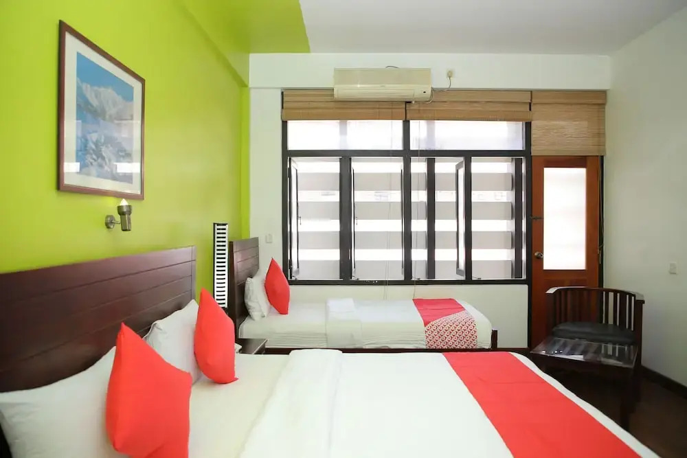 OYO 256 Subash Hotel