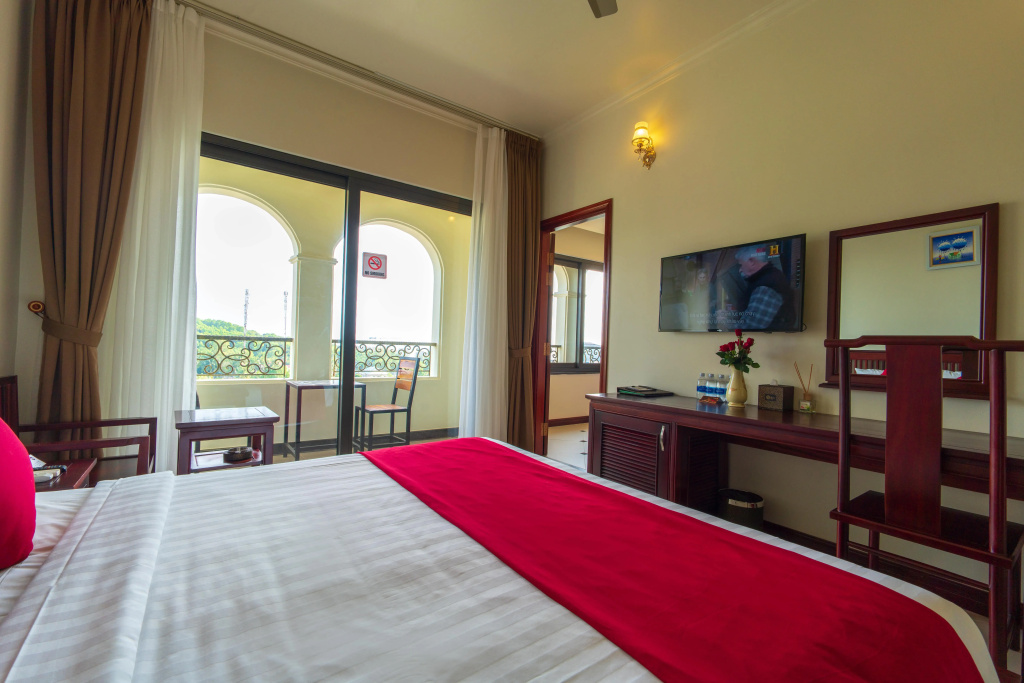 Praha Hotel Phú Quốc