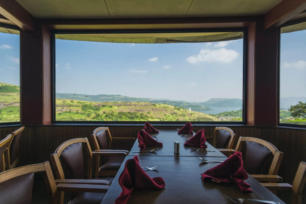 Upper Deck Resort - Highest Peak, Lonavala