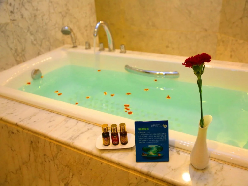 Lihua Grand Hotel