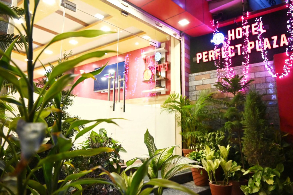HOTEL PERFECT PLAZA