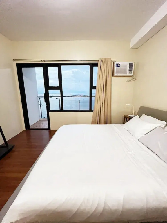 StayLuxia Manilabayview