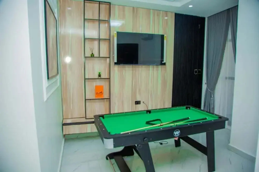 Aviv Luxury Homes