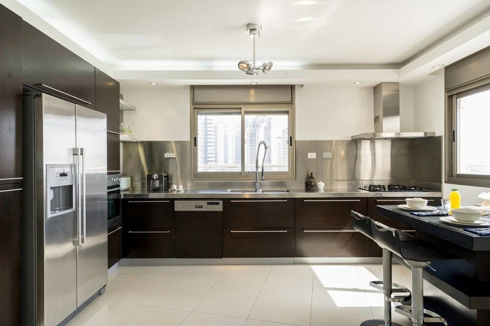 Luxury Marina Penthouse