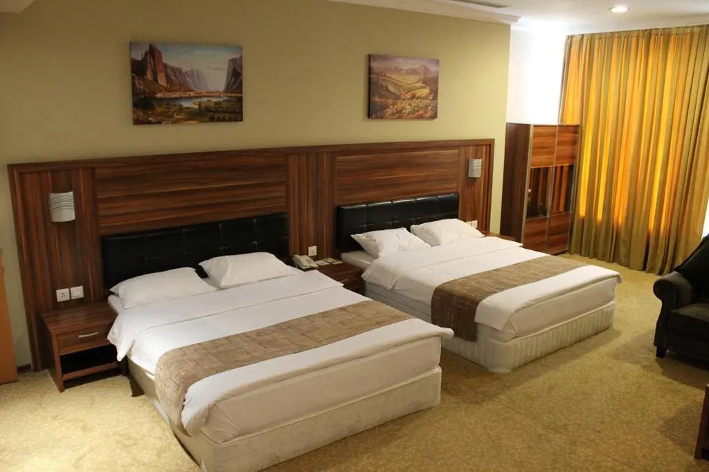 Lamassu Hotel