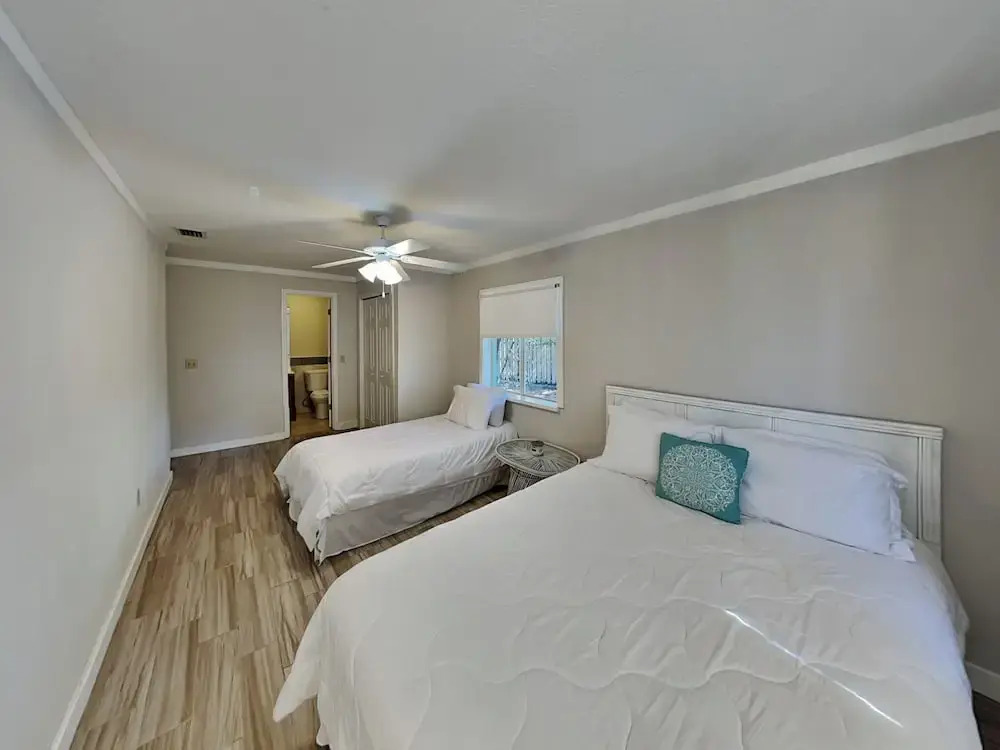 Seascape Beachhouse by Distinctive Beach Rentals