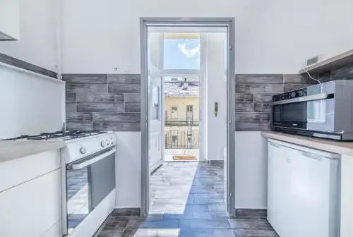 Kimchi Apartment