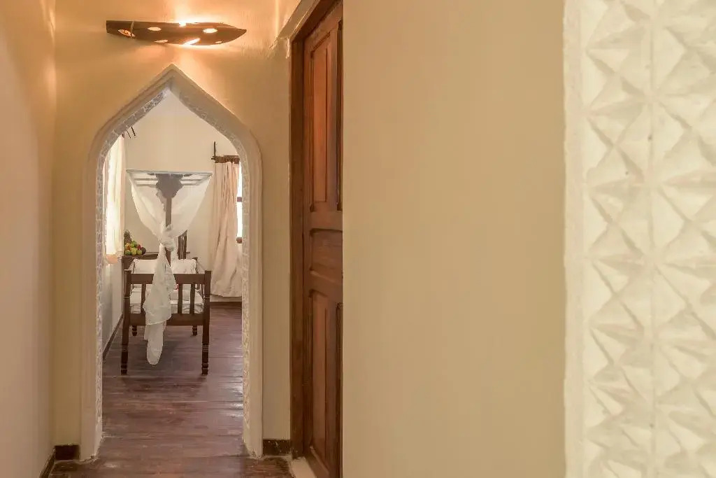 Hakuna Majiwe Beach Resort