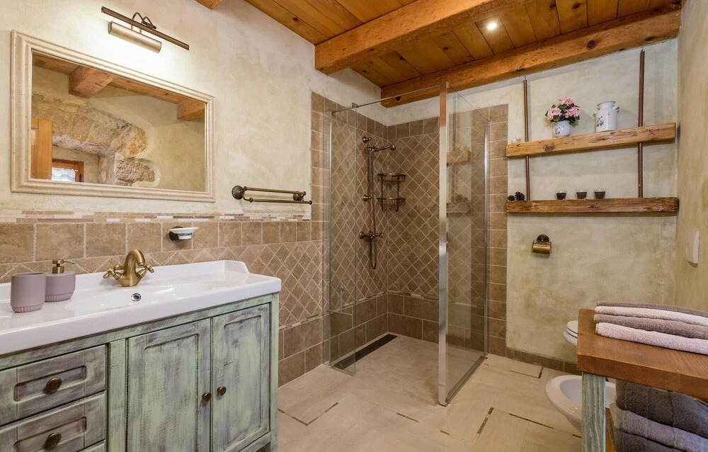 Gorgeous Home In Kras