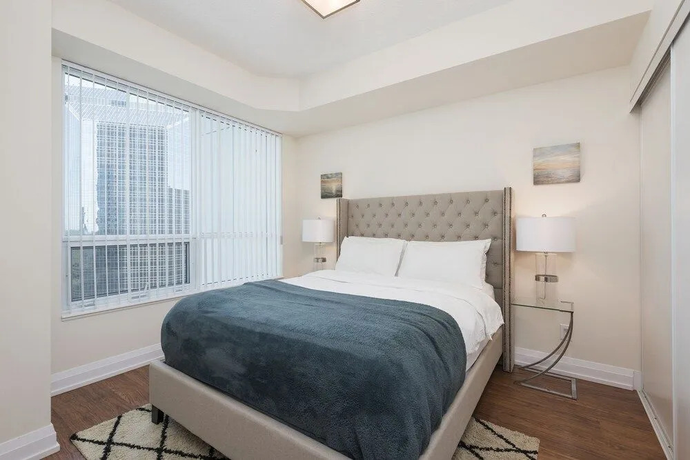Metropolis Suites Yonge Sheppard