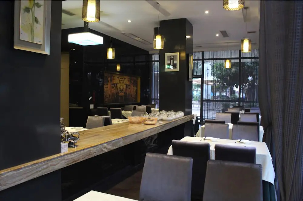 Foshan Chuancheng Business Hotel