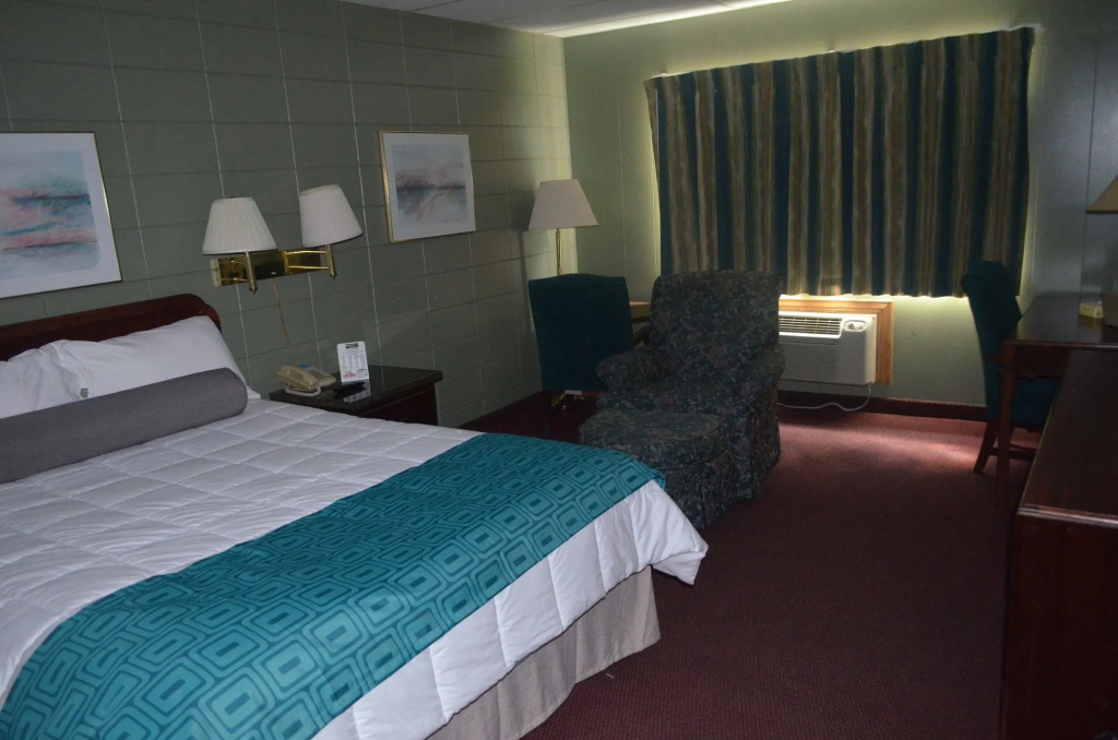 Grand Inn