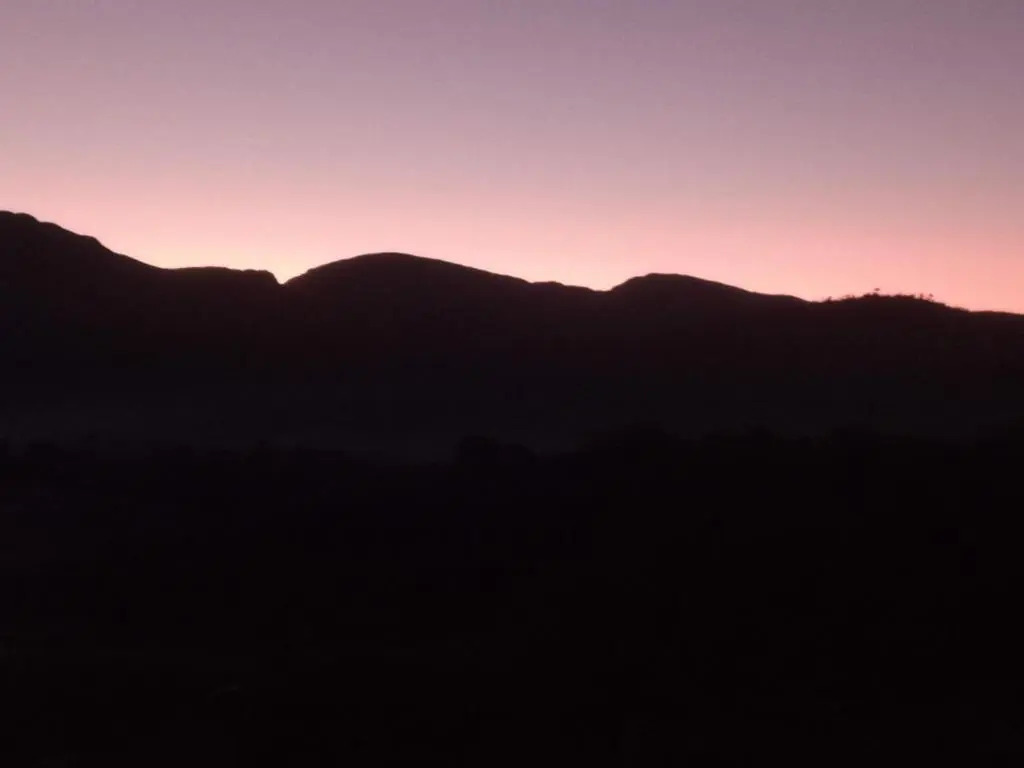 Vila Sincorá - Chalé para 4 pessoas com cozinha a 1 km da Cachoeira do Buracão