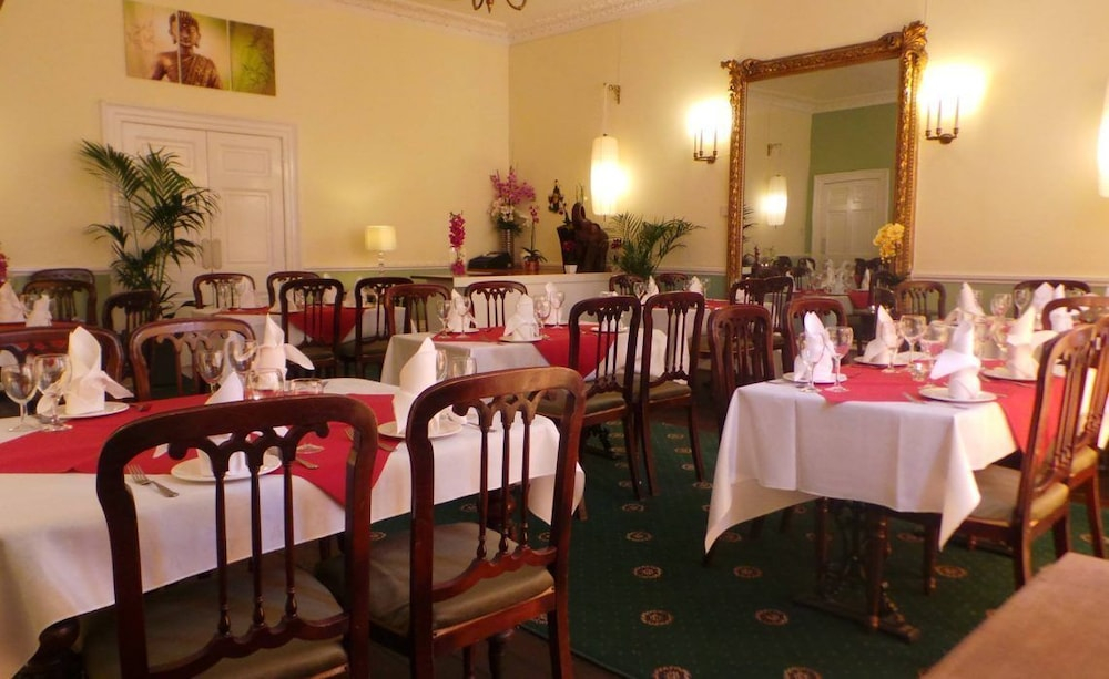 Antrobus Arms Hotel
