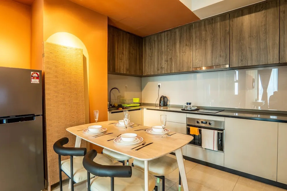 Datum Jelatek Residence, KLCC