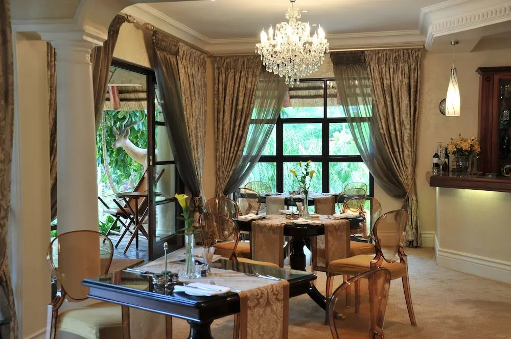 Summerfield Luxury Resort & Botanical Garden