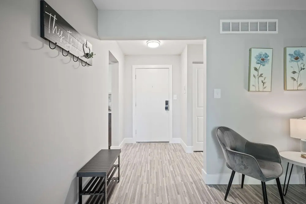 2-bedroom Spacious Stay