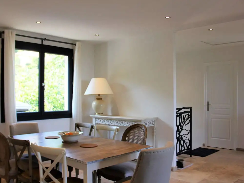 Inviting Holiday Home in La Croix Valmer With Swimming Pool