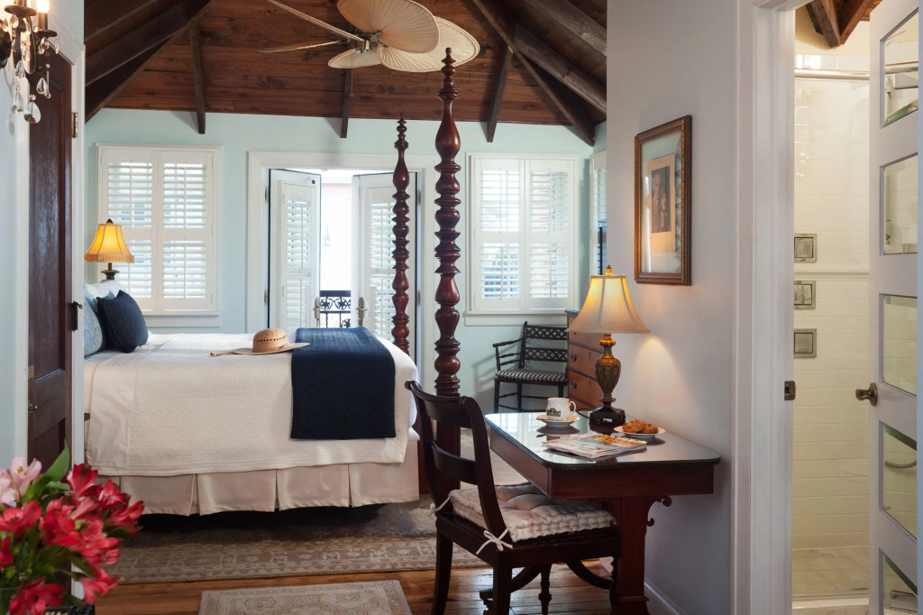 Port dHiver Bed and Breakfast