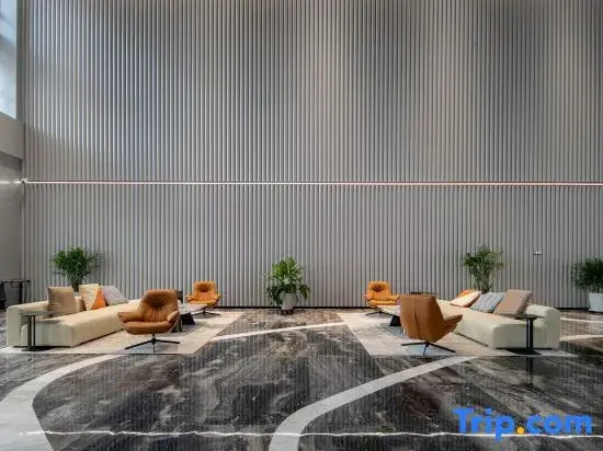 Huayue Kaixuan Grand Hotel (Weiye Building Xincheng Bus Station)