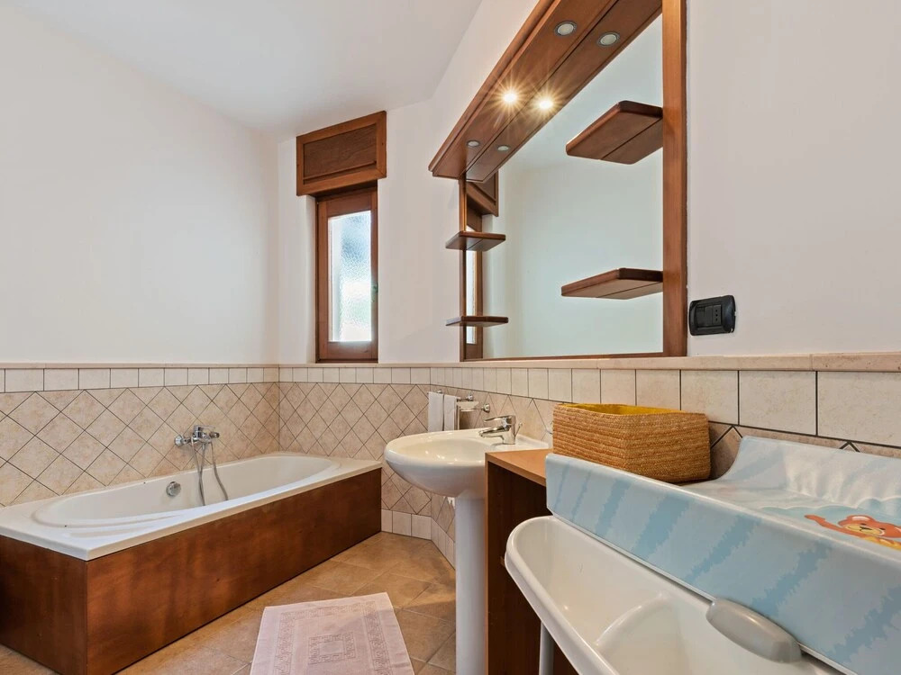 Pleasant Villa in Marina di Mancaversa with Barbecue
