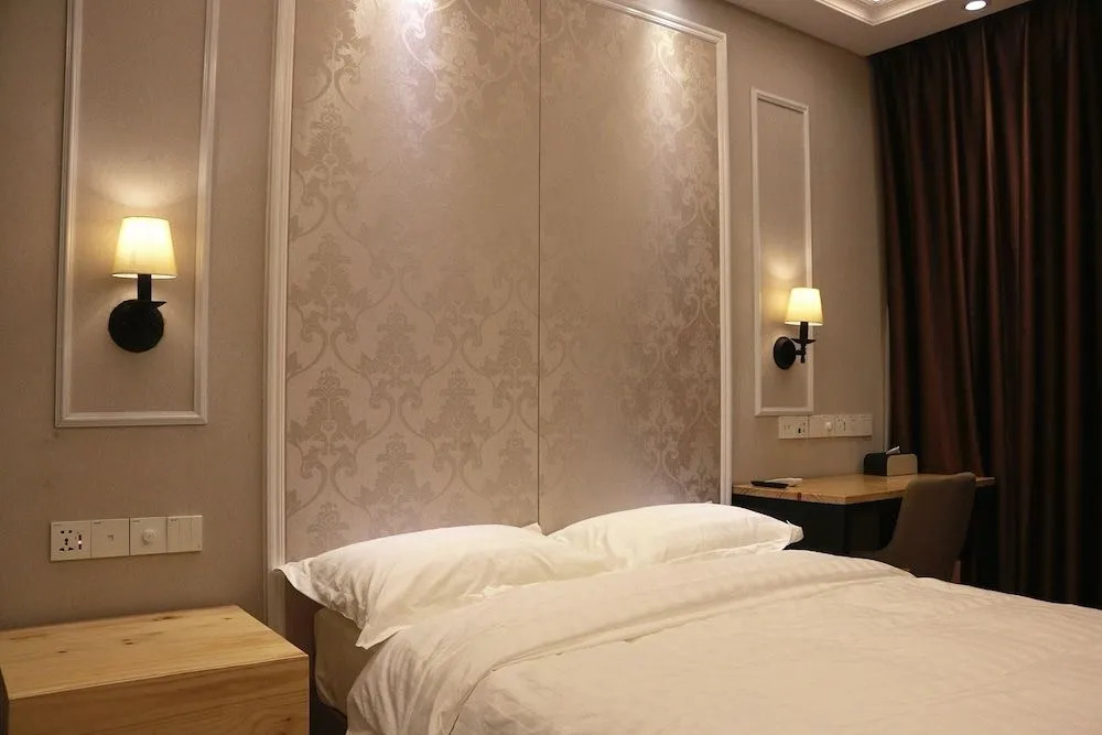 Solo Hotel Shuanglong Store
