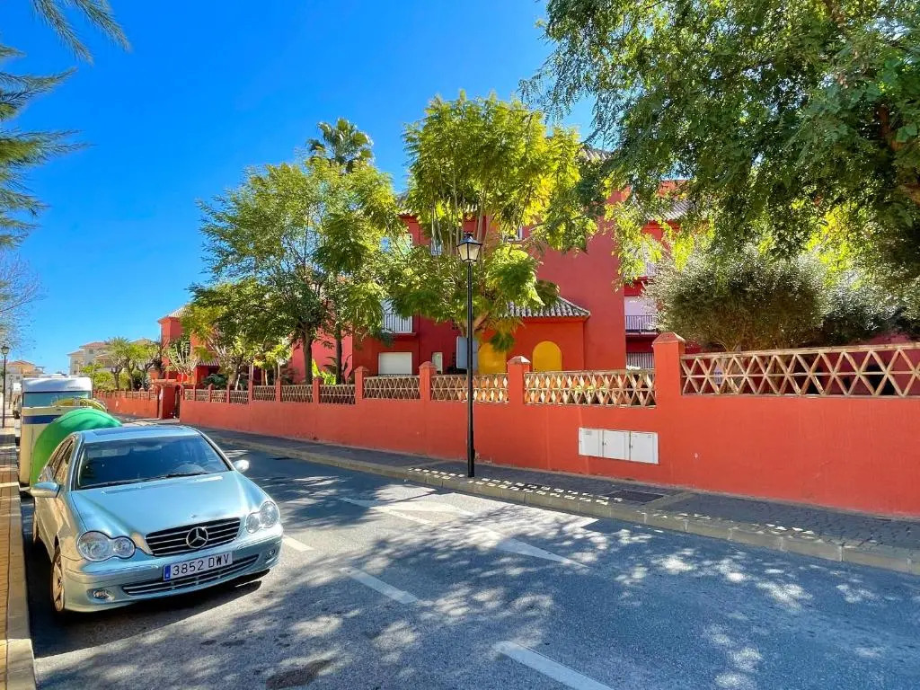 Pool View GOLF FAMILY Ground Floor Terrace with barbecue in Mijas Costa