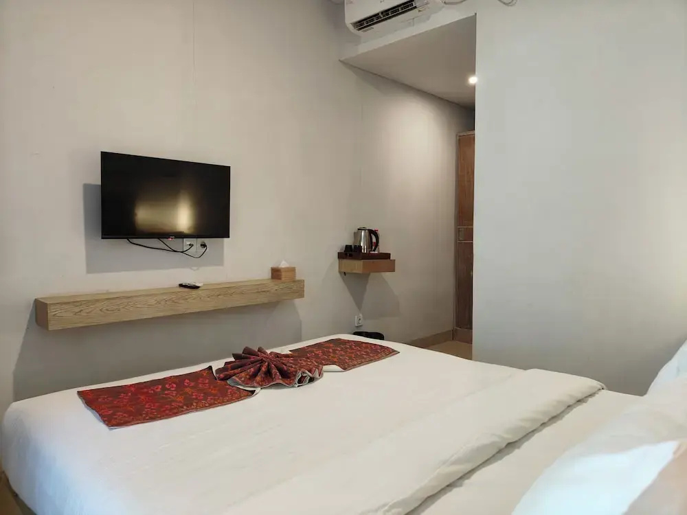 Manuver Surf and Stay Uluwatu Bali