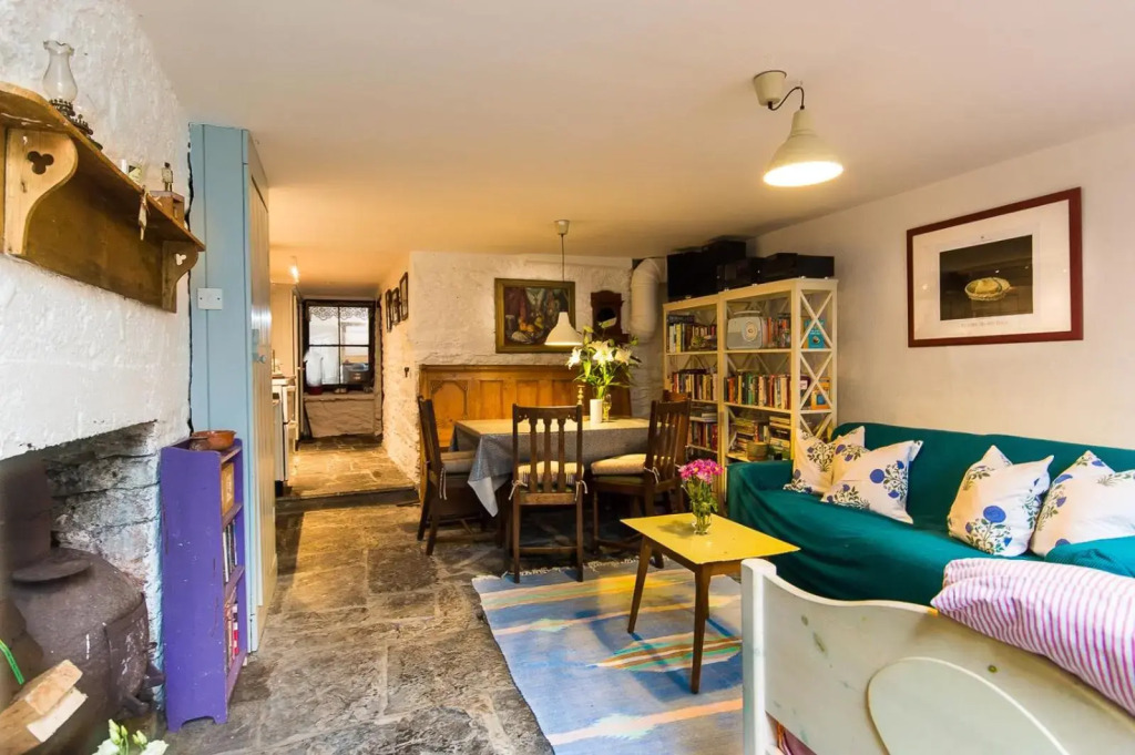 Cleo Gallery Apartments
