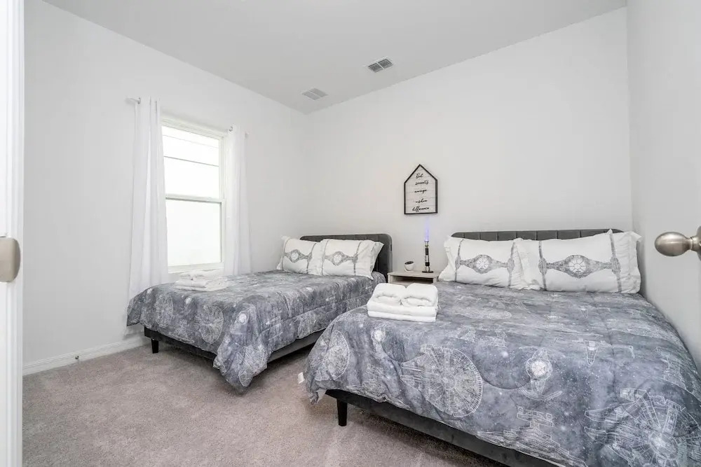 Stunning 4Bd Close to Disney Glen at West Haven 2198