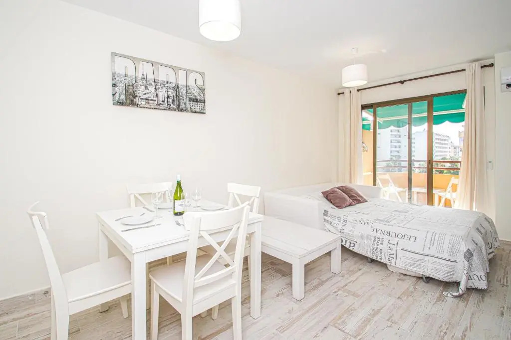 2BR lovely apartment in center of Marbella.