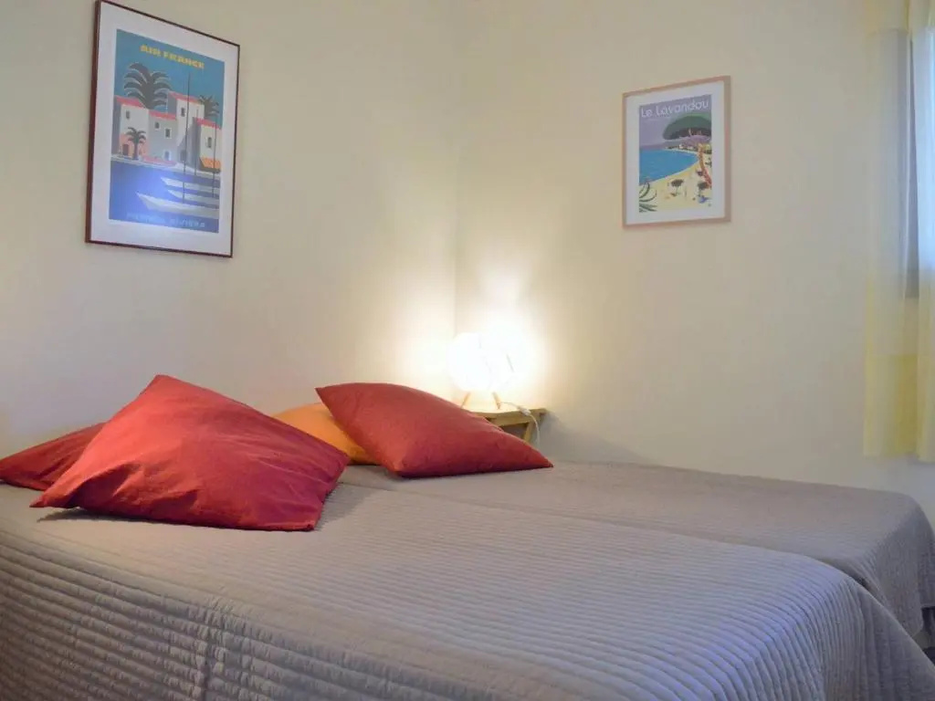 Appartement Le Lavandou, 2 pièces, 4 personnes - FR-1-251-212