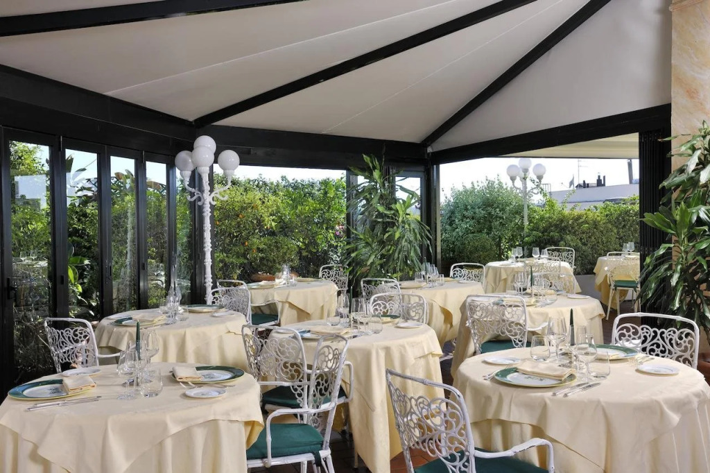 Hotel Mecenate Palace