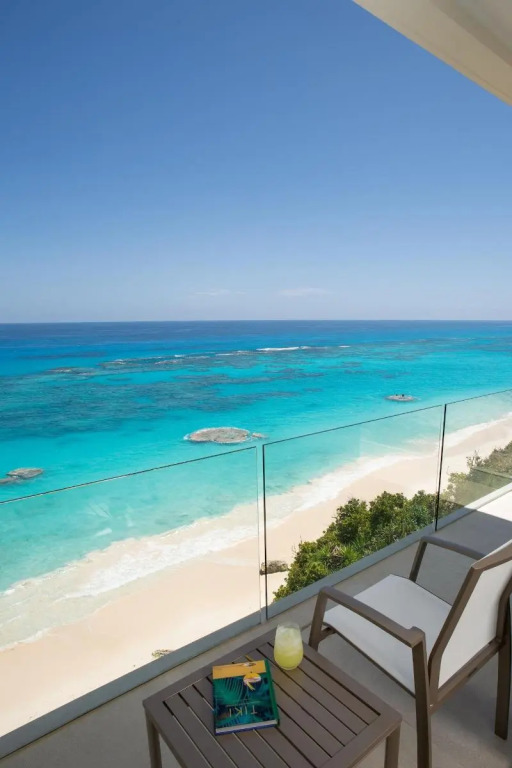 Azura Bermuda