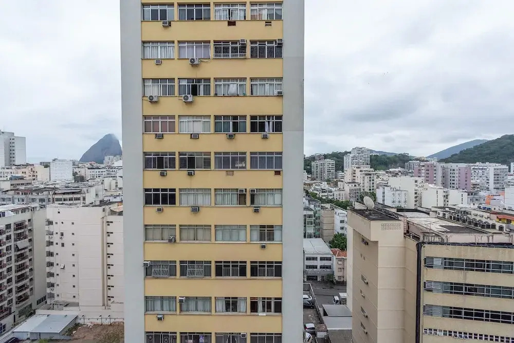 Apto com Wifi e Tima Localiza o Laranjeiras RJ
