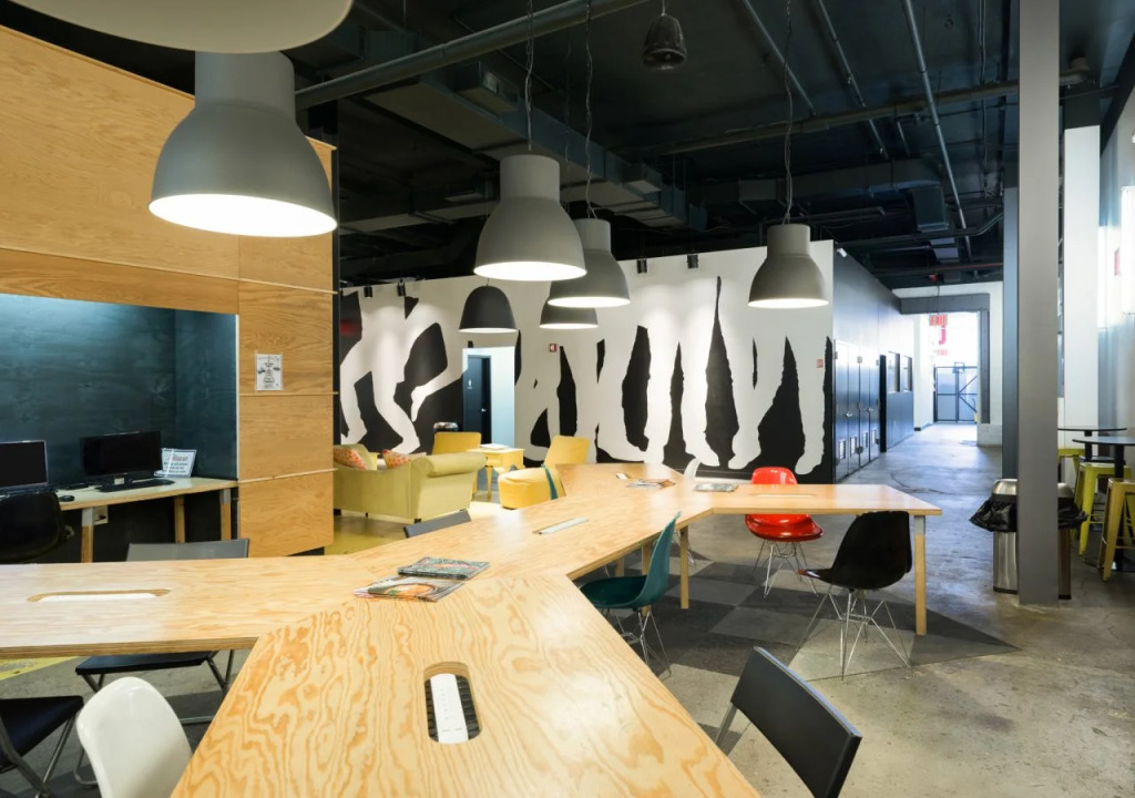 The Local - Hostel