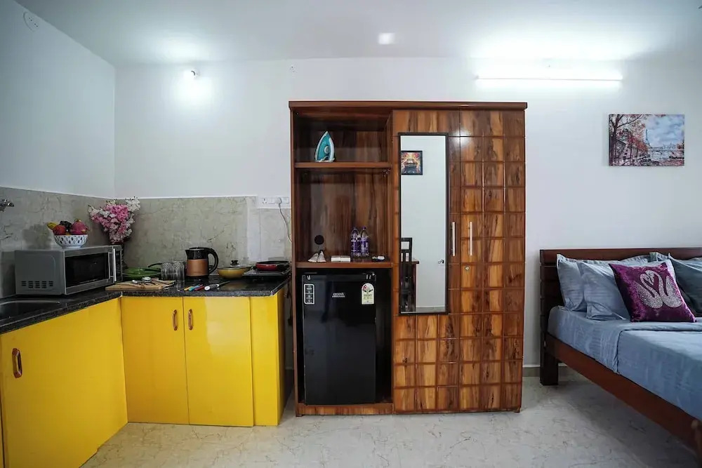 Yellow Bells Studios And Suites