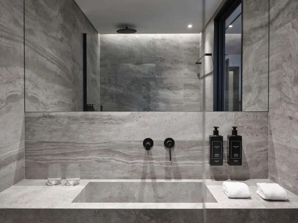 Nur Edge Aparthotel - Acropolis Skyline