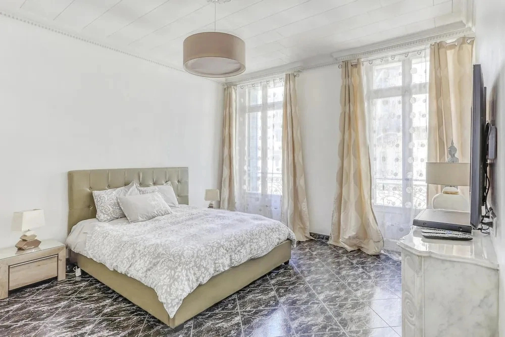 Apartment in Nice Near Beaches