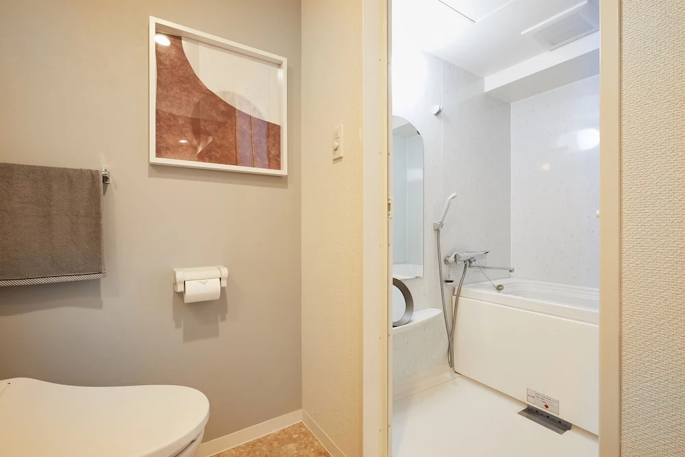 P OIN T – Shinjuku Kabukicho Designer’s Apartment I