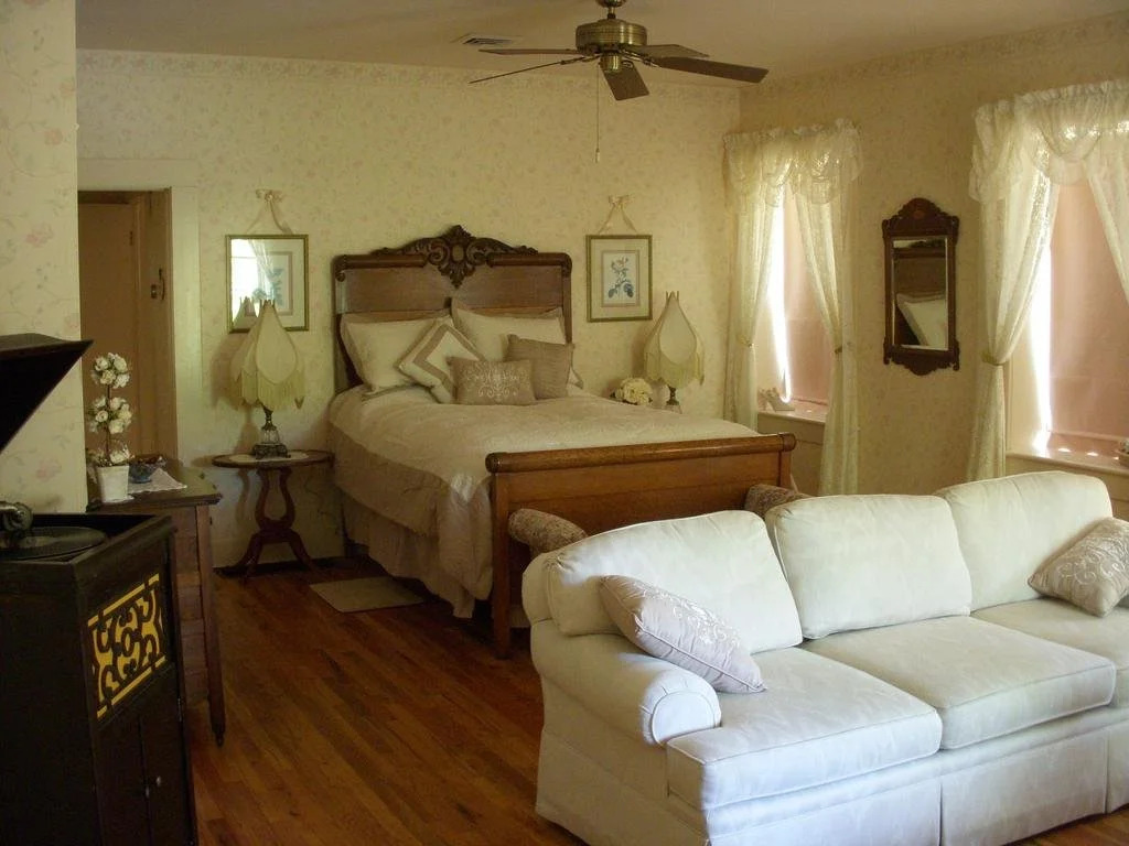The Brownstone Inn
